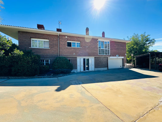 moderno-chalet-en-santo-domingo-ref-st19093