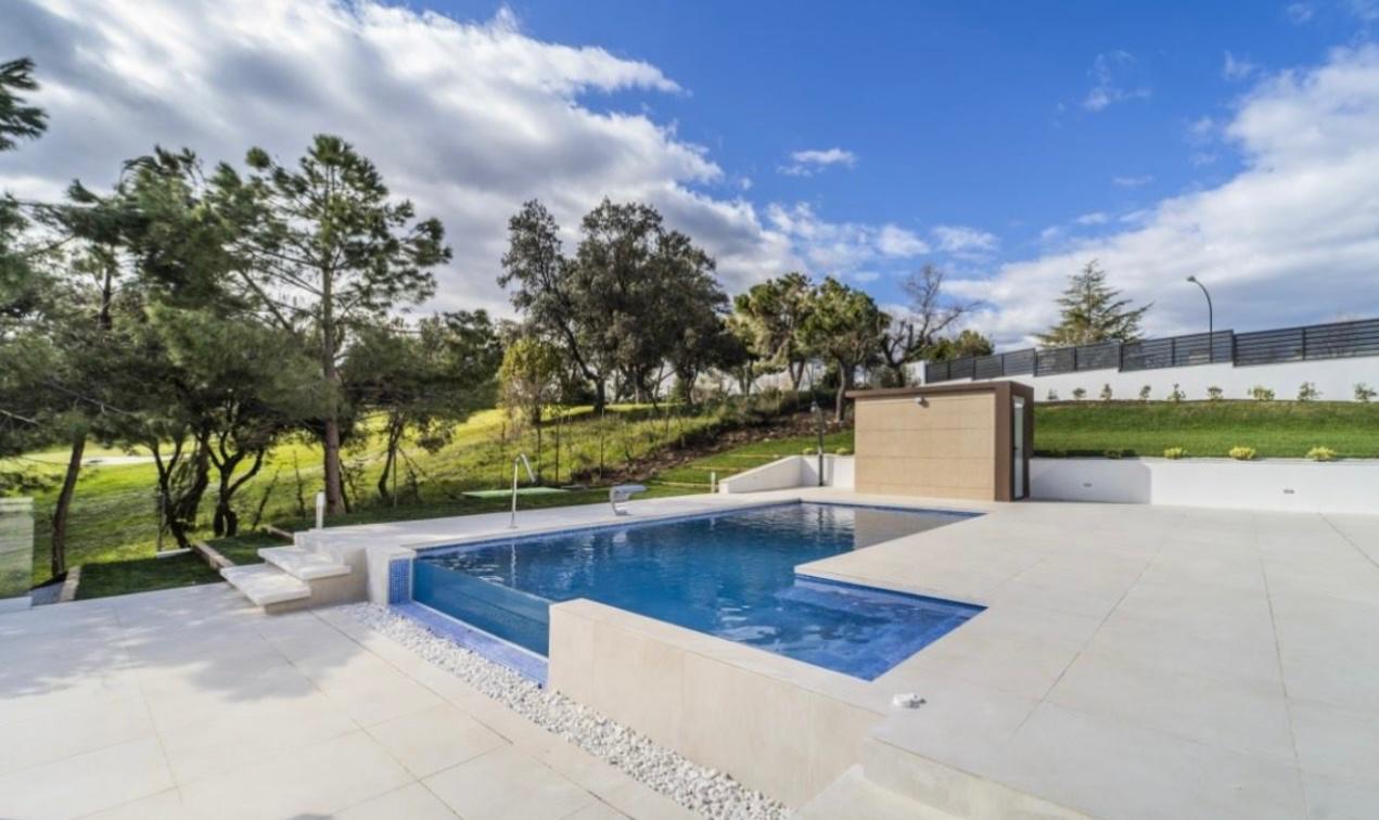 moderno-chalet-en-ciudalcampo-ref-cdc189826