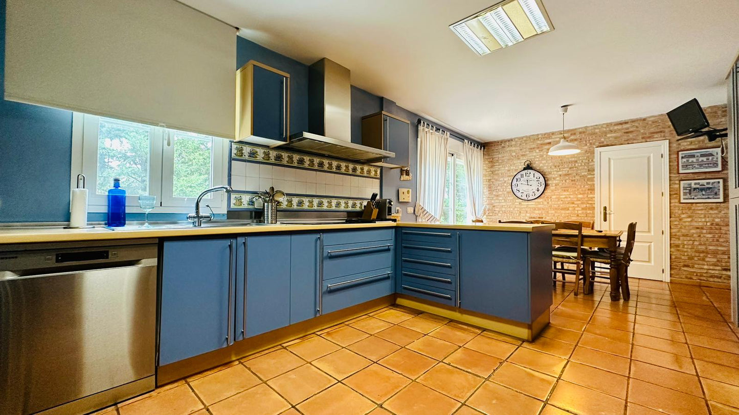 moderno-chalet-en-ciudalcampo-ref-cdc184649