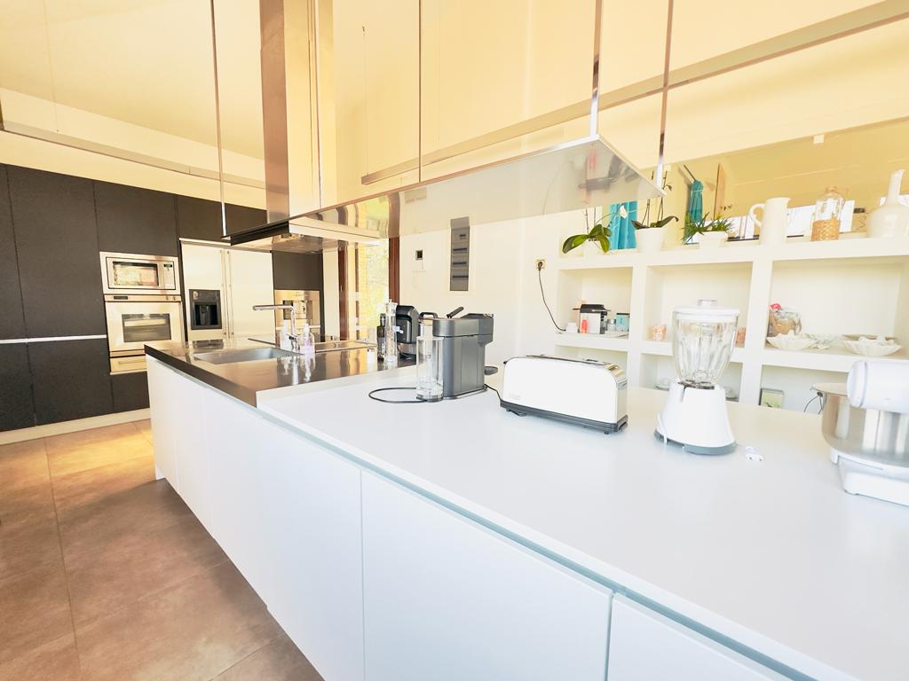moderno-chalet-en-ciudalcampo-ref-cdc112231