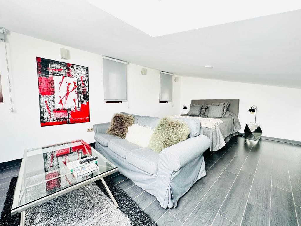 moderno-chalet-en-ciudalcampo-ref-cdc112251
