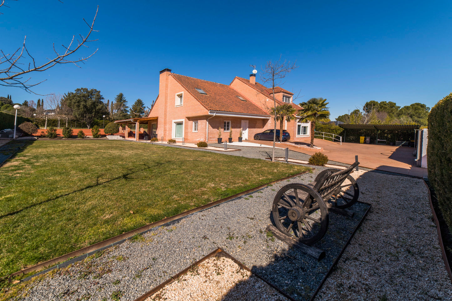 moderno-chalet-en-ciudalcampo-ref-cdc175910