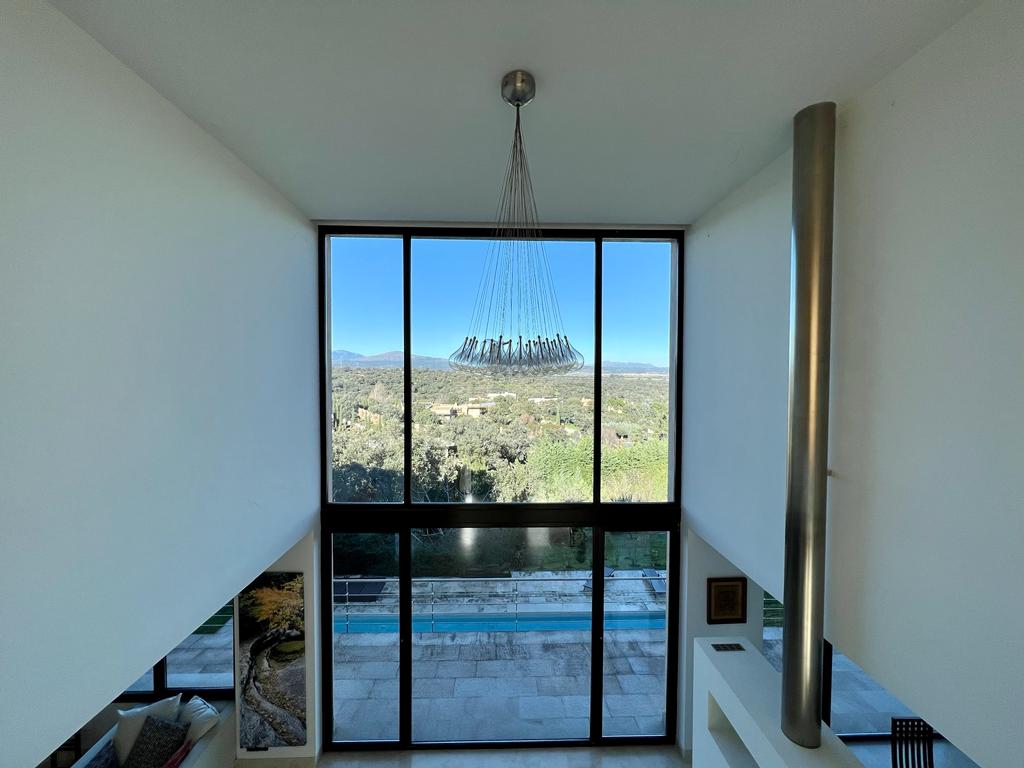moderno-chalet-en-ciudalcampo-ref-cdc181786