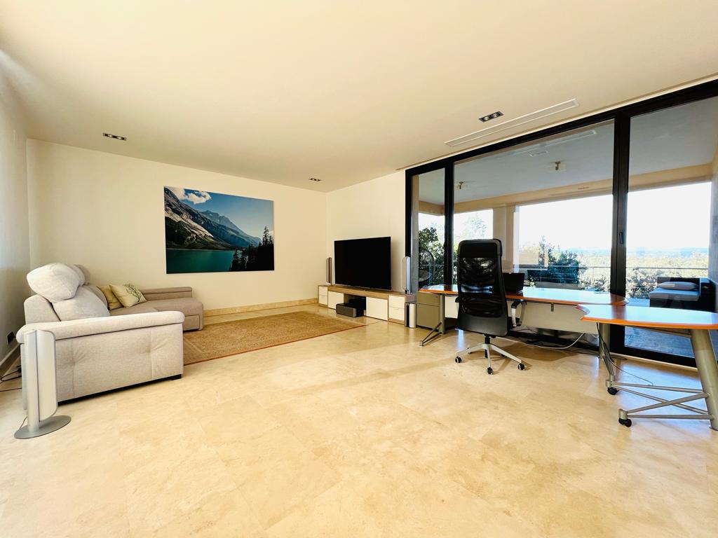 moderno-chalet-en-ciudalcampo-ref-cdc181791