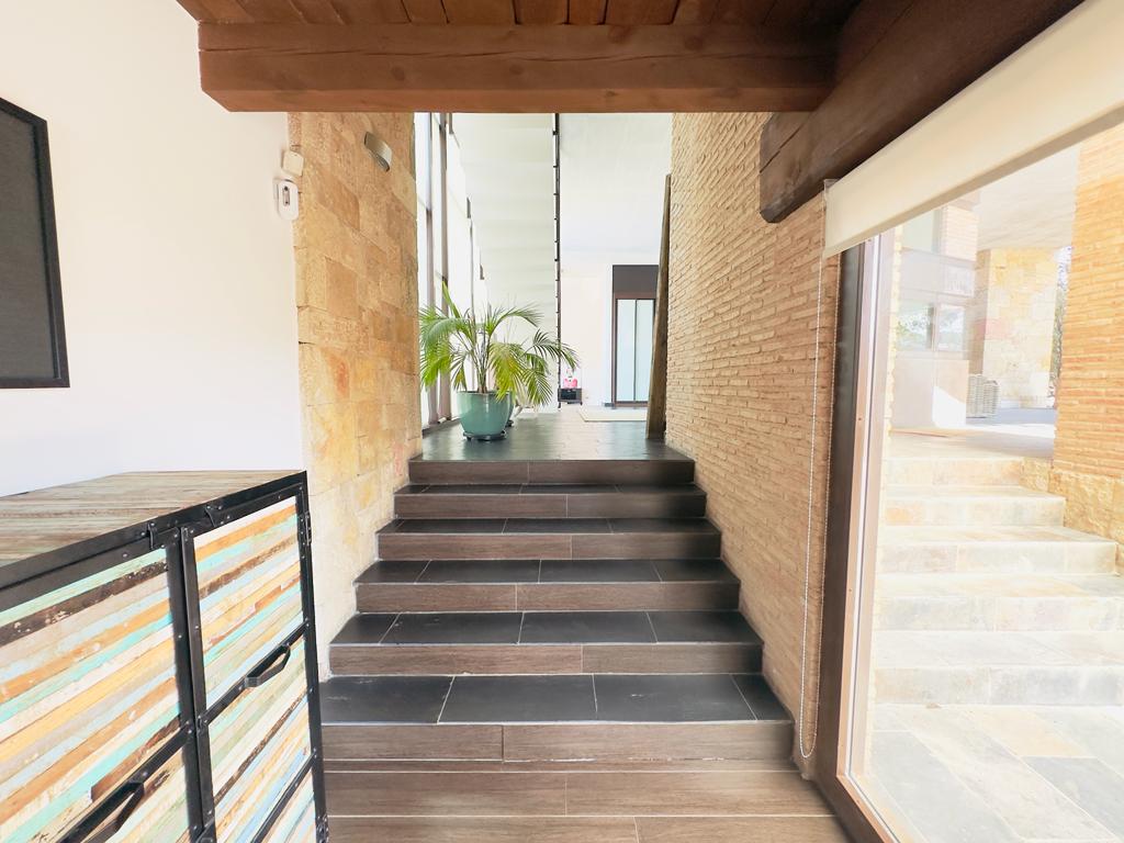 moderno-chalet-en-ciudalcampo-ref-cdc112235