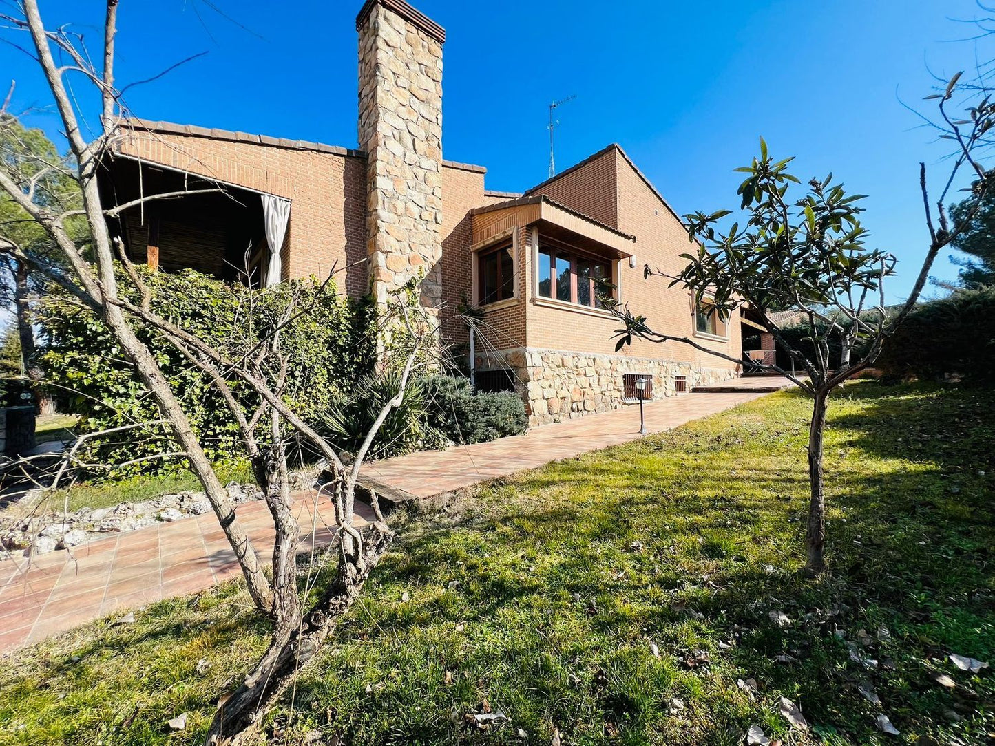 moderno-chalet-en-valdelagua-ref-val182412