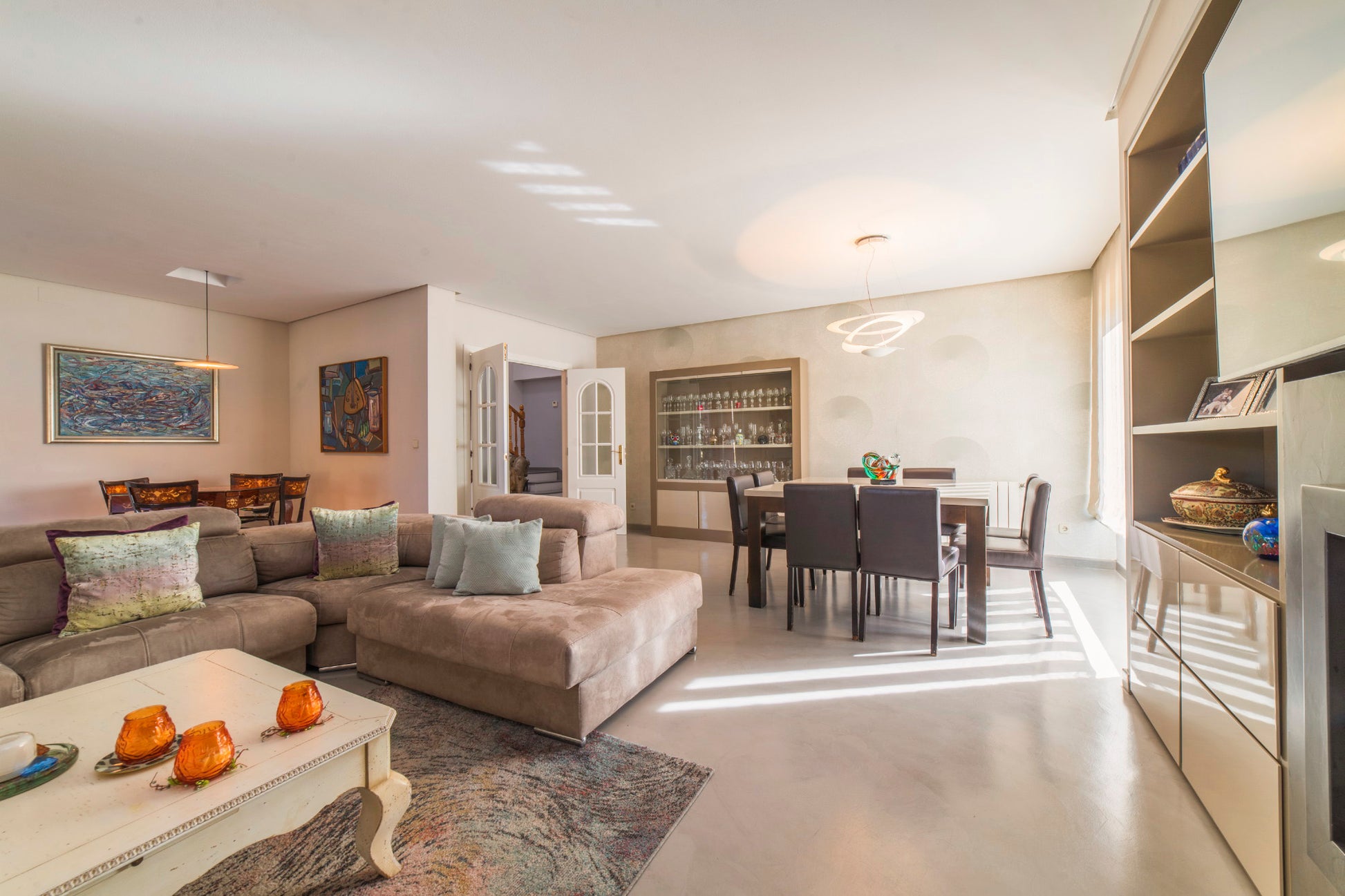 moderno-chalet-en-ciudalcampo-ref-cdc175959