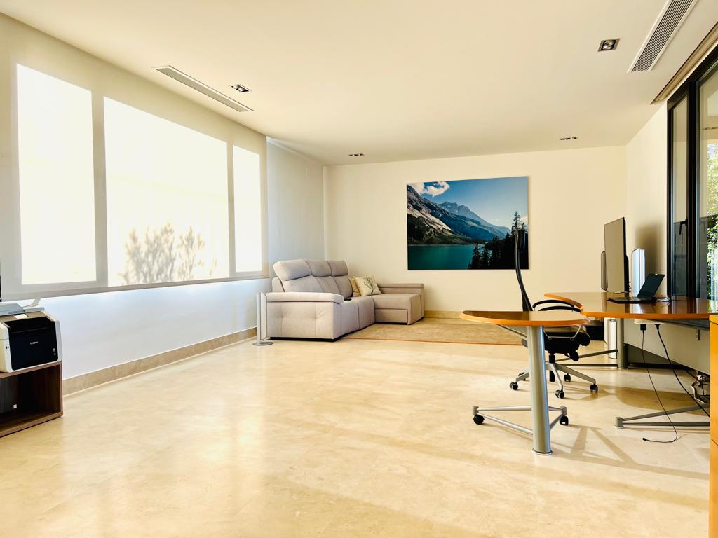 moderno-chalet-en-ciudalcampo-ref-cdc181790