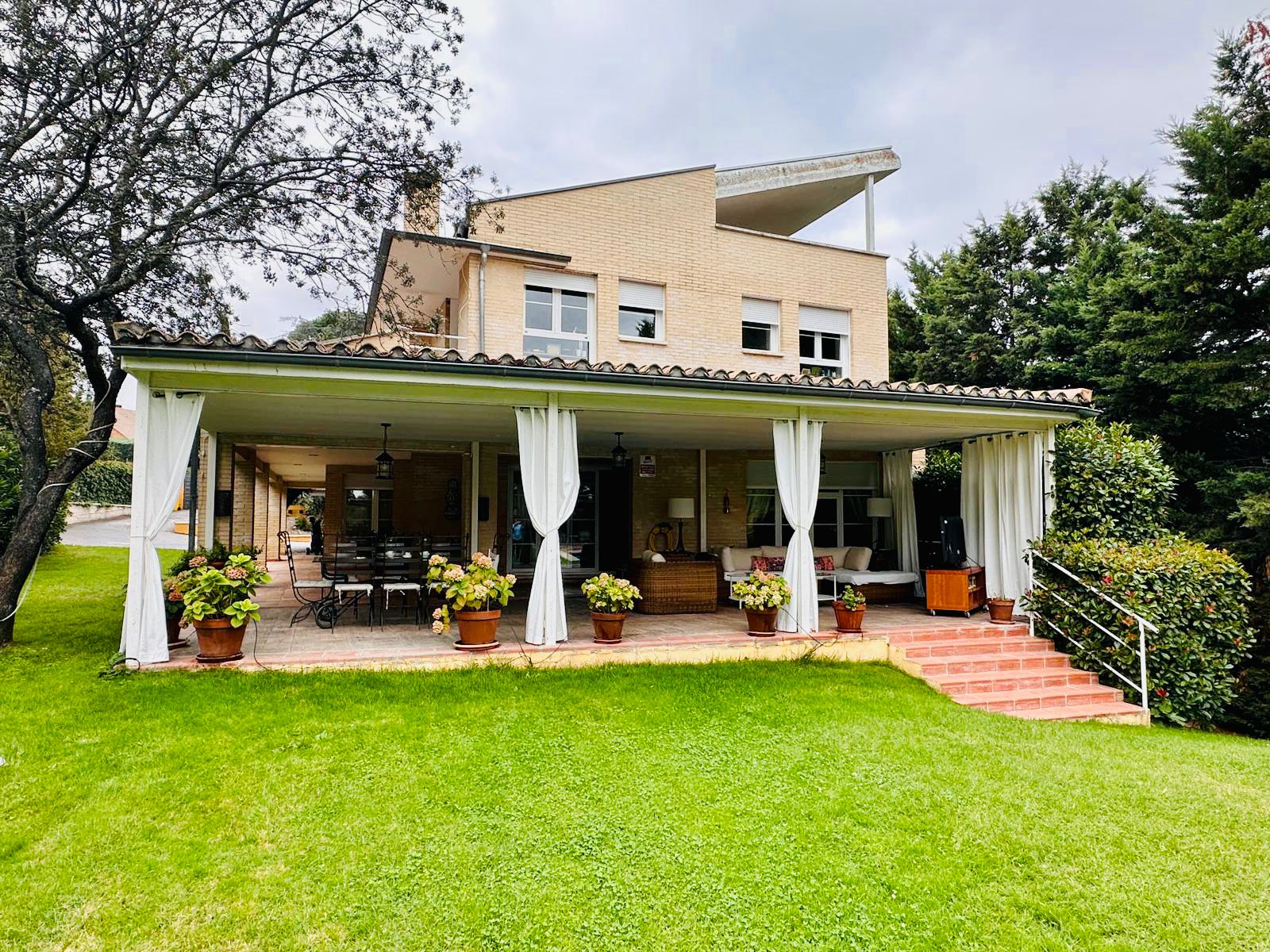 moderno-chalet-en-ciudalcampo-ref-cdc184614