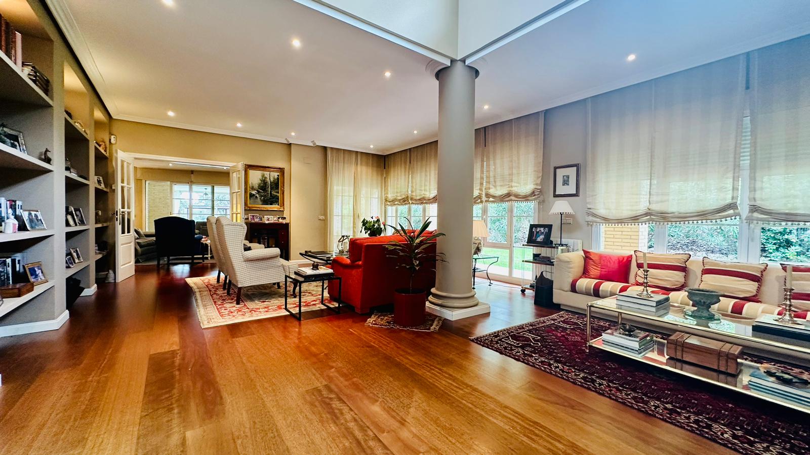 moderno-chalet-en-ciudalcampo-ref-cdc184612