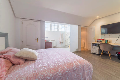 moderno-chalet-en-ciudalcampo-ref-cdc175944