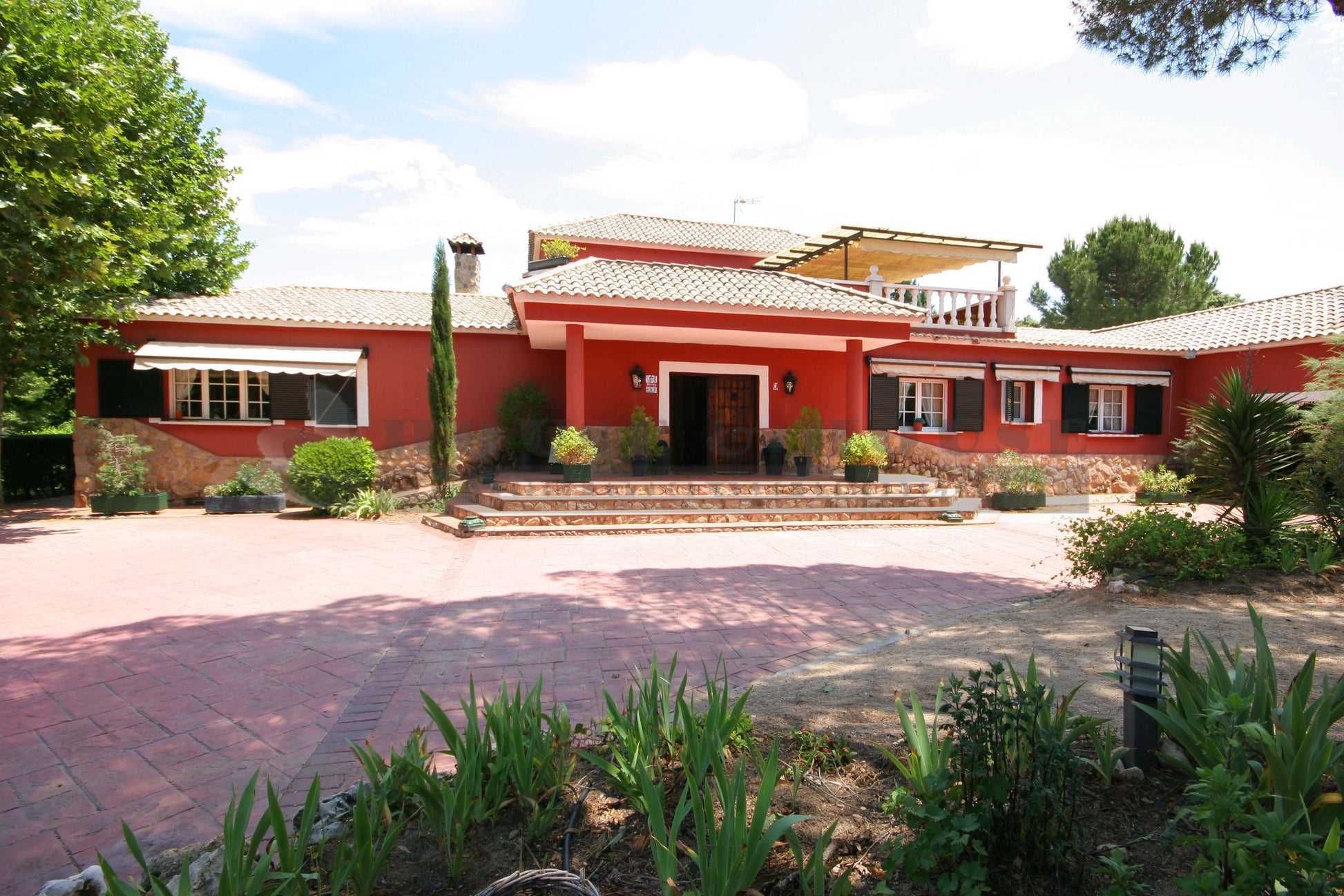moderno-chalet-en-ciudalcampo-ref-cdc15866
