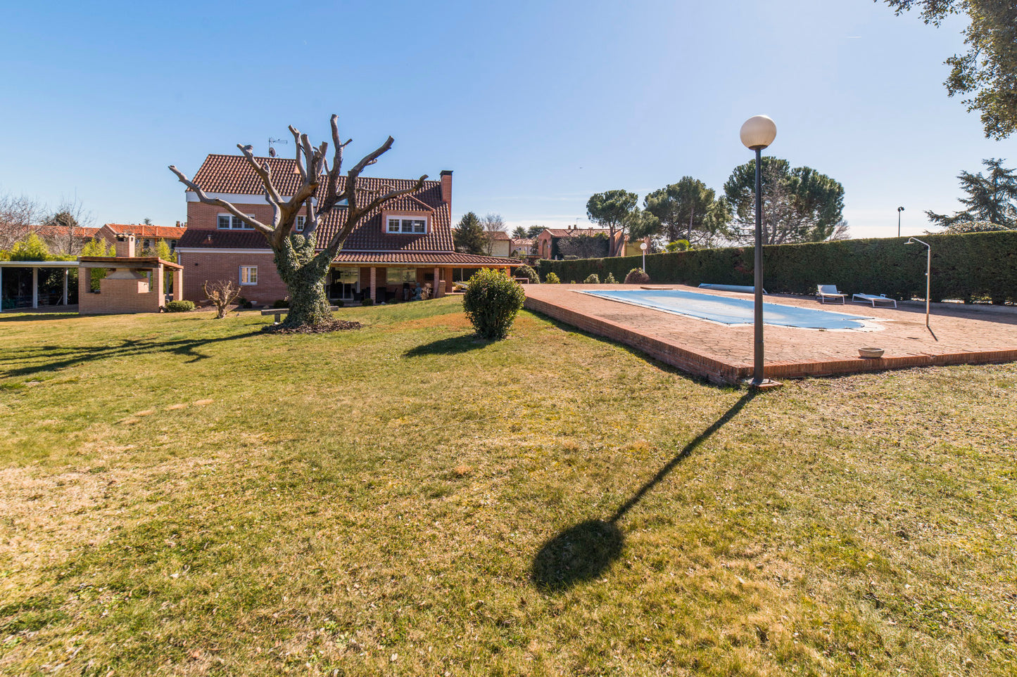 moderno-chalet-en-ciudalcampo-ref-cdc175914