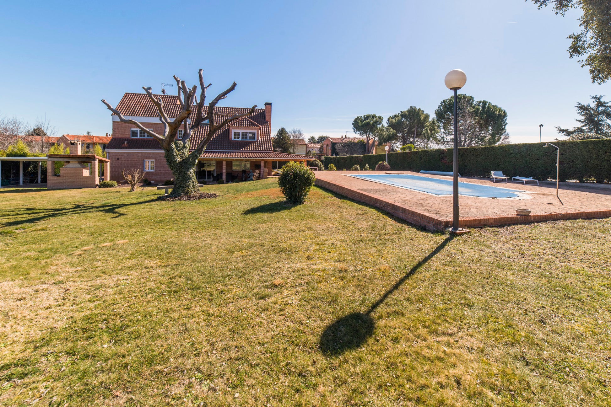 moderno-chalet-en-ciudalcampo-ref-cdc175914