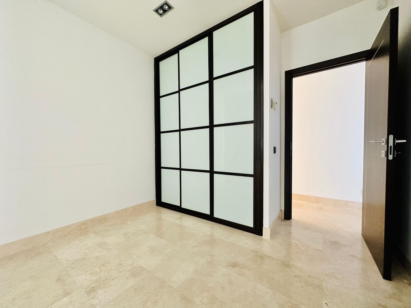 moderno-chalet-en-ciudalcampo-ref-cdc181754
