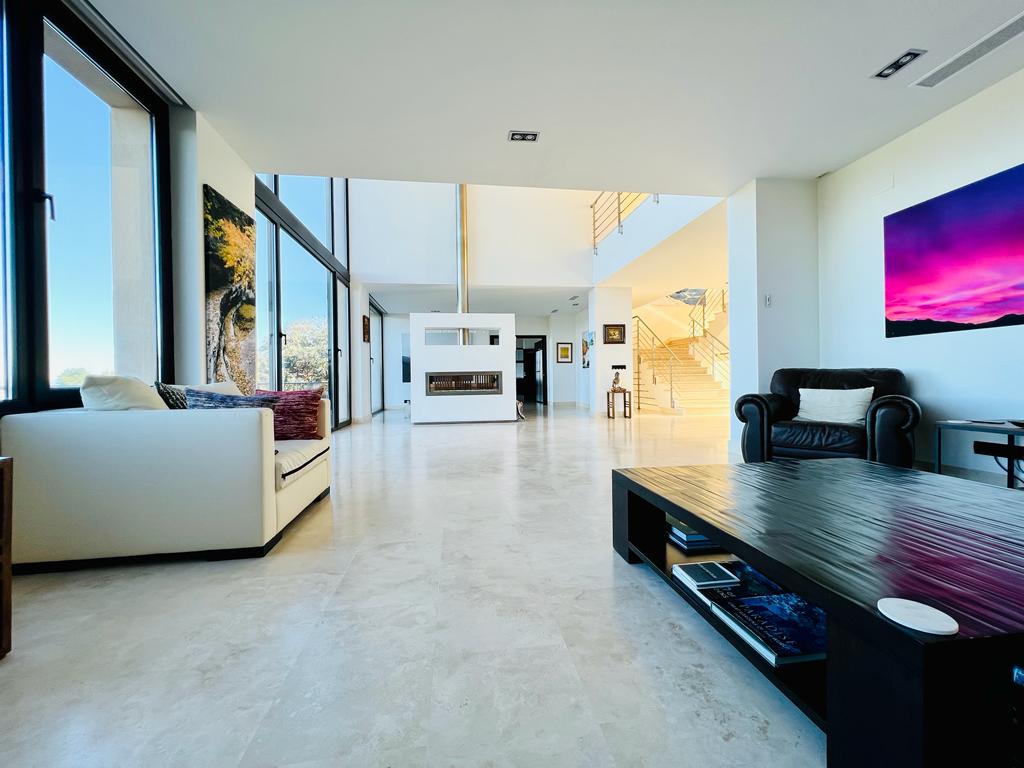 moderno-chalet-en-ciudalcampo-ref-cdc181710