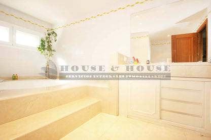 moderno-chalet-en-santo-domingo-ref-st157127