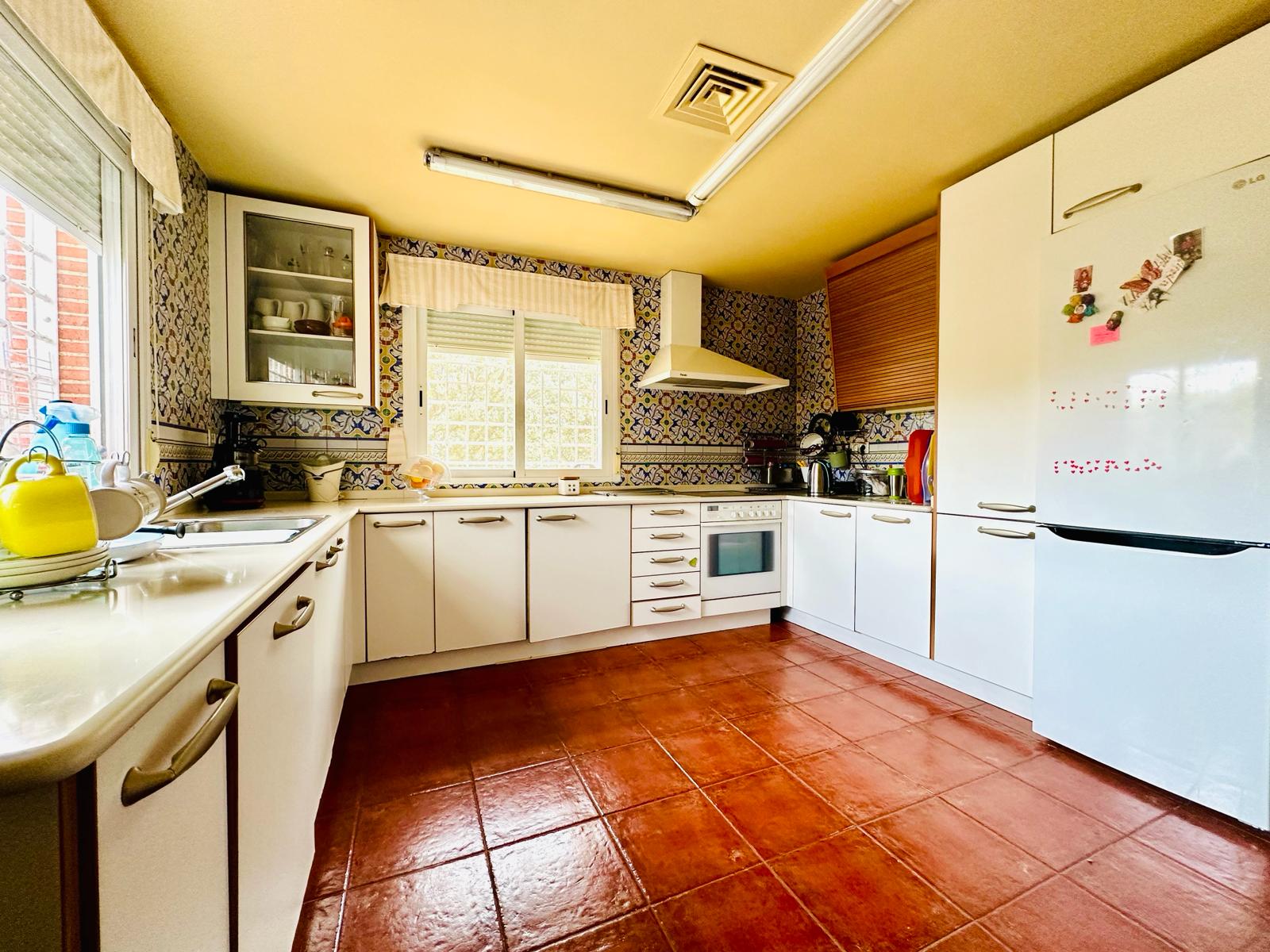 moderno-chalet-en-ciudalcampo-ref-cdc186541