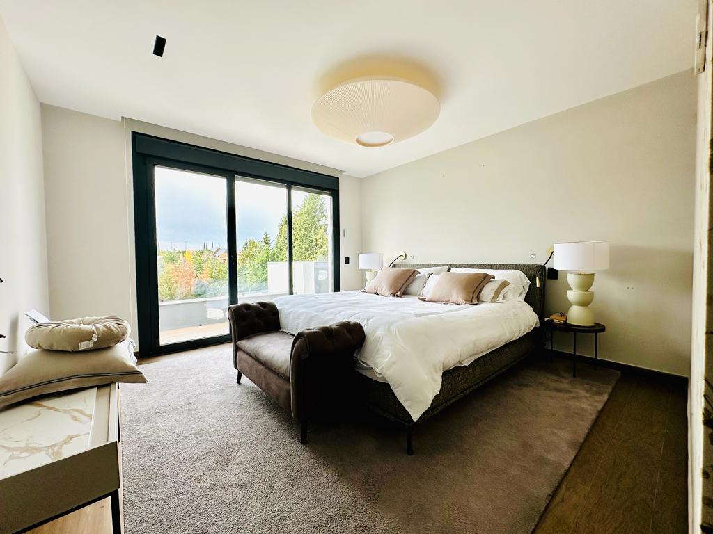 moderno-chalet-en-ciudalcampo-ref-cdc175755