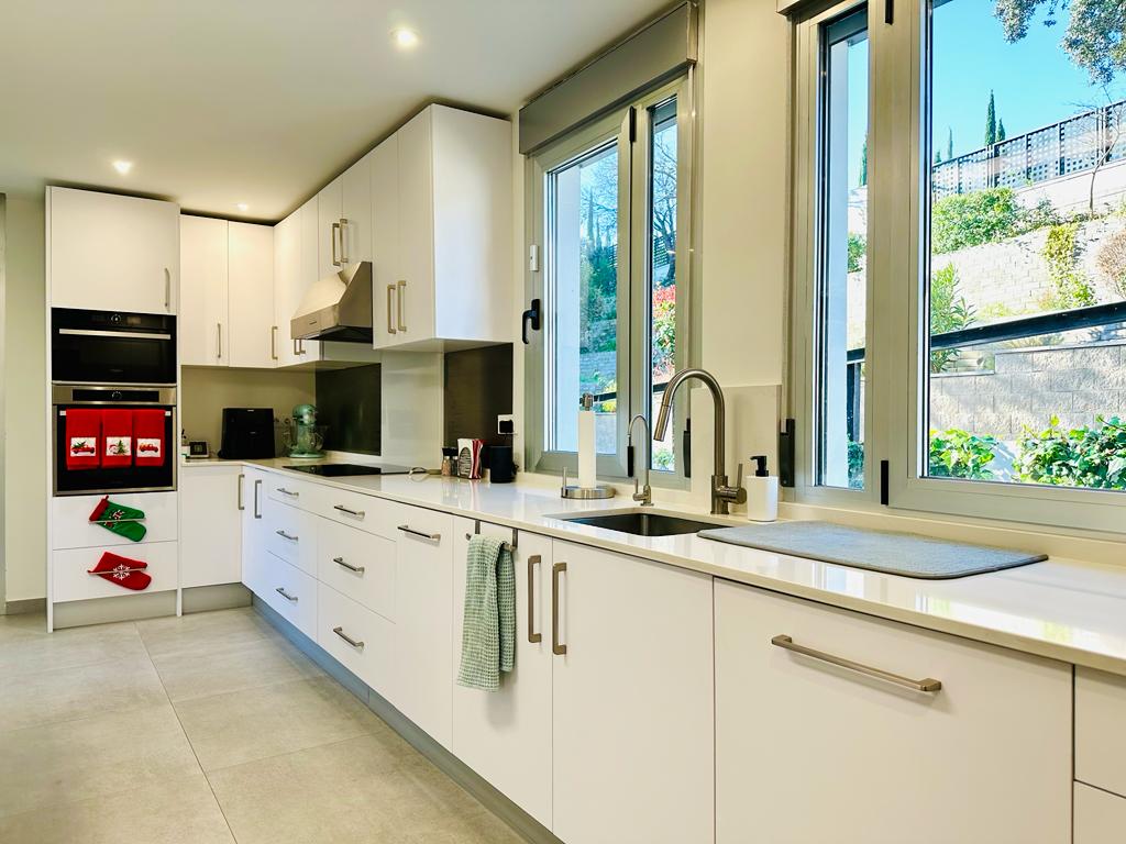 moderno-chalet-en-ciudalcampo-ref-cdc18589