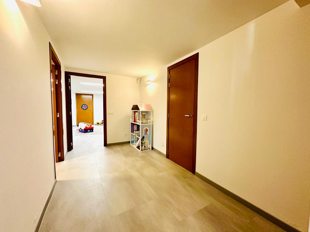 moderno-chalet-en-ciudalcampo-ref-cdc185828