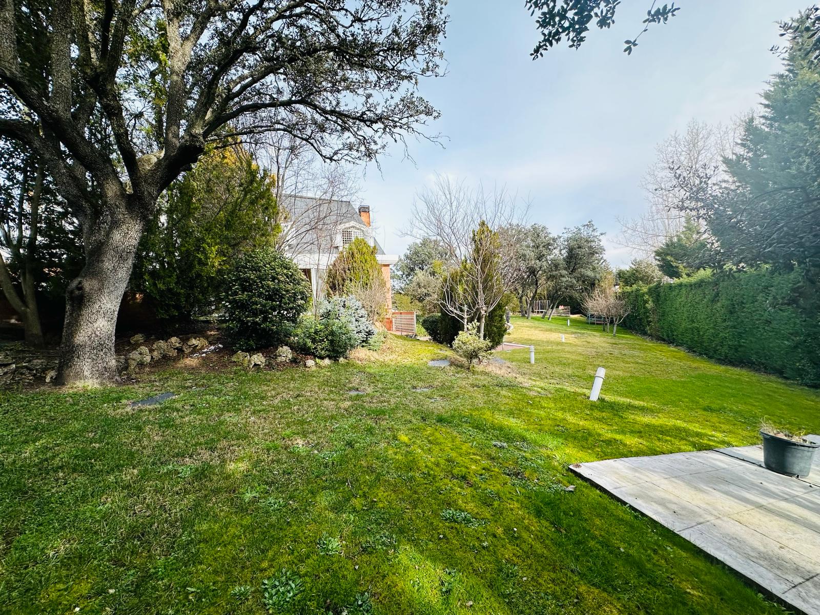 moderno-chalet-en-ciudalcampo-ref-cdc186512