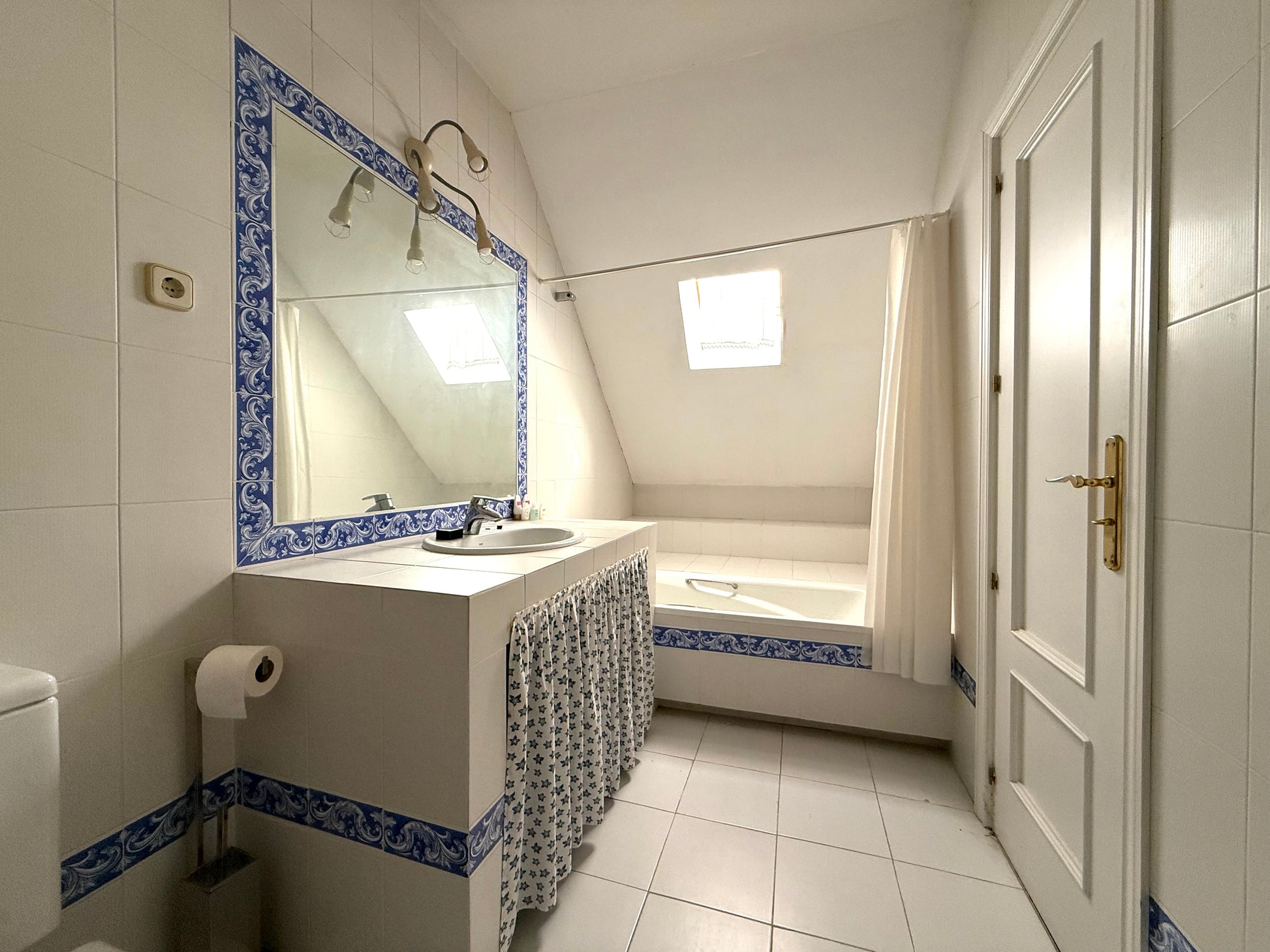 moderno-chalet-en-ciudalcampo-ref-cdc191734