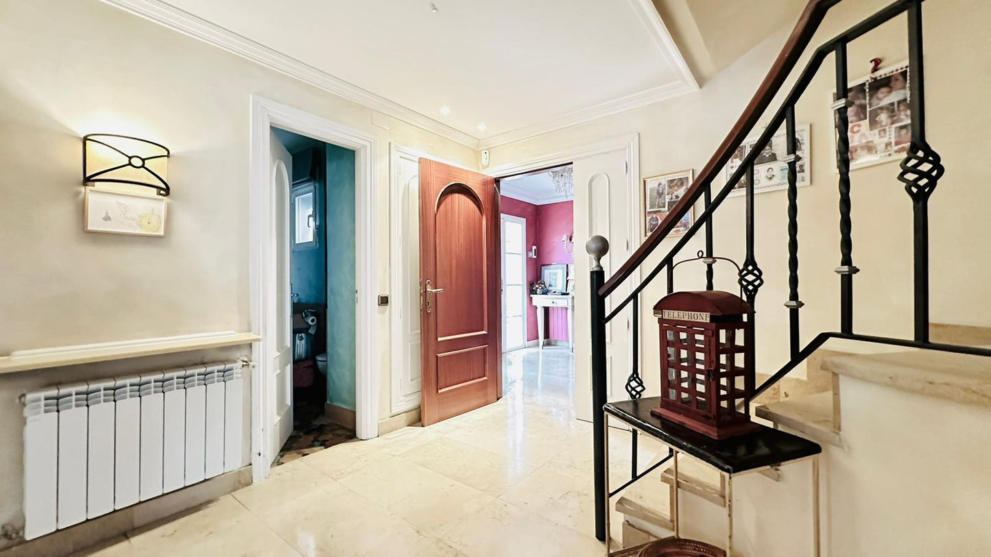 moderno-chalet-en-ciudalcampo-ref-cdc186525