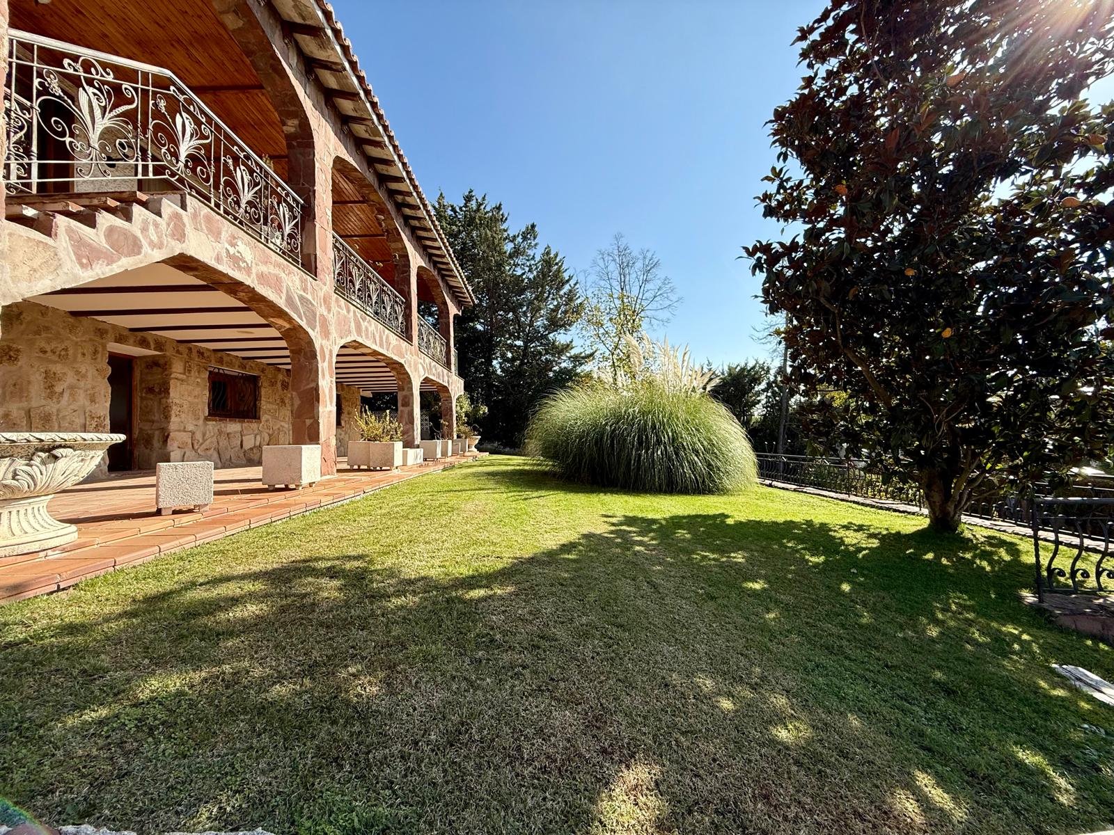 moderno-chalet-en-santo-domingo-ref-st19144