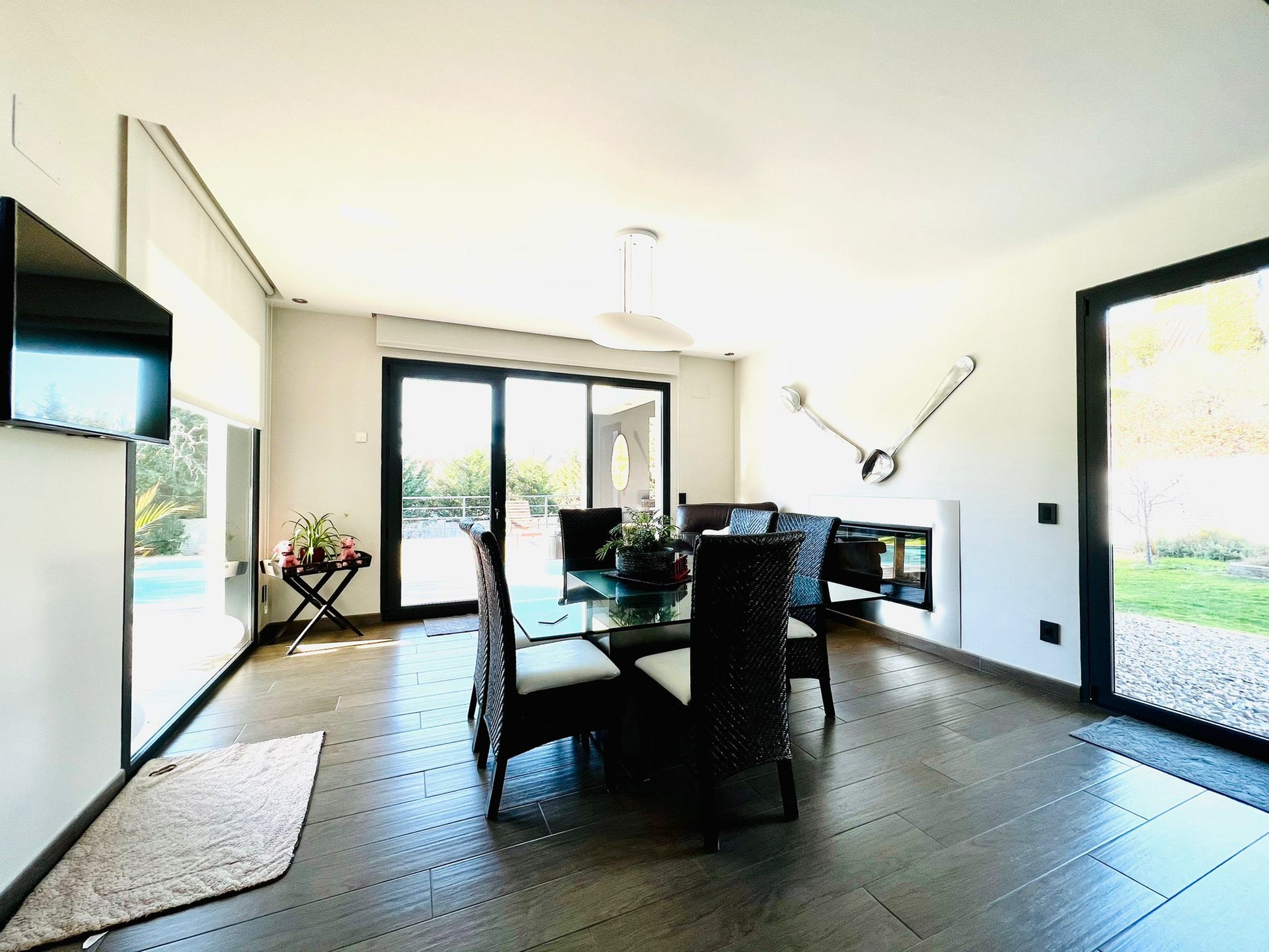 moderno-chalet-en-ciudalcampo-ref-cdc175710