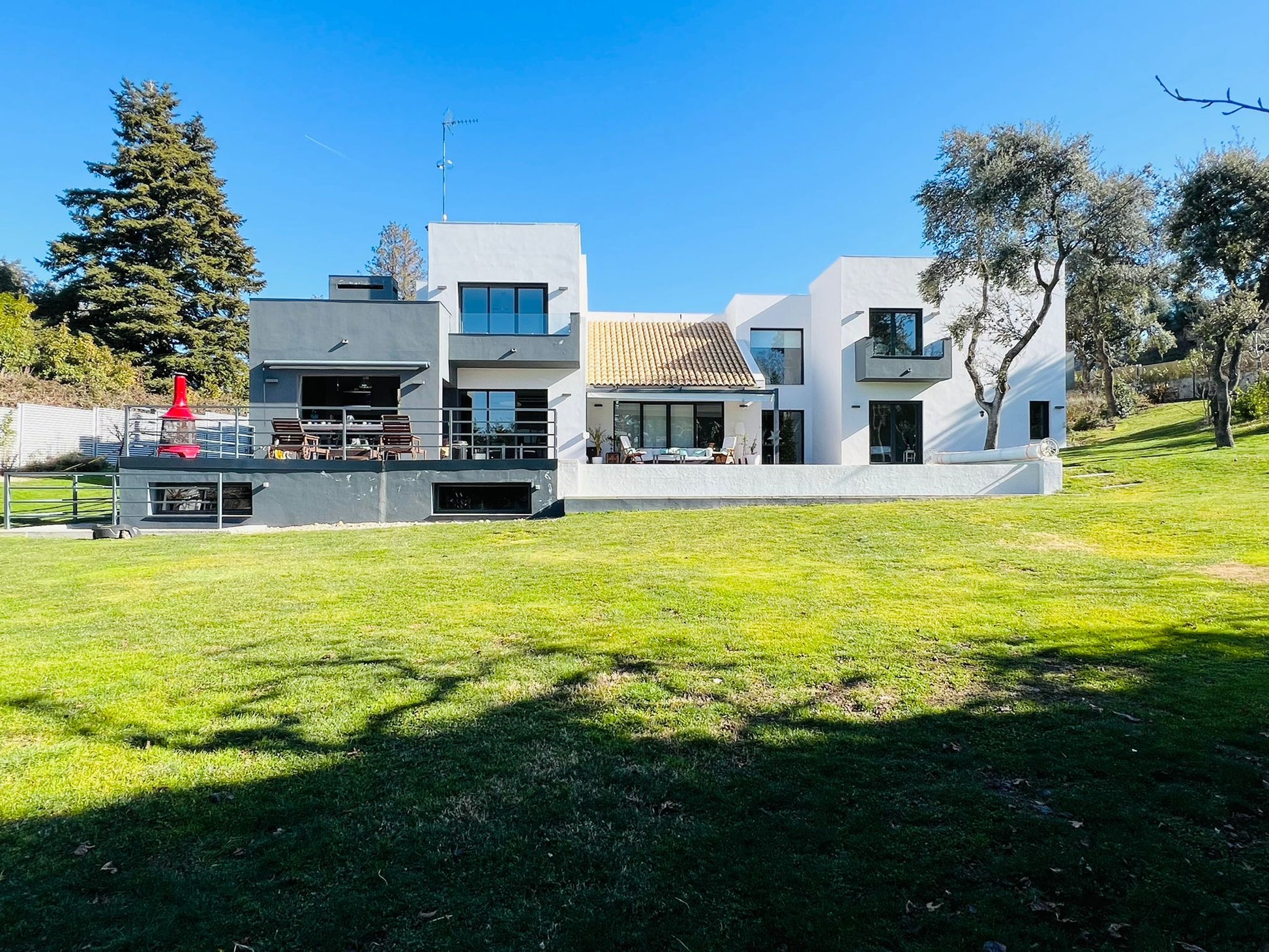 moderno-chalet-en-ciudalcampo-ref-cdc175744