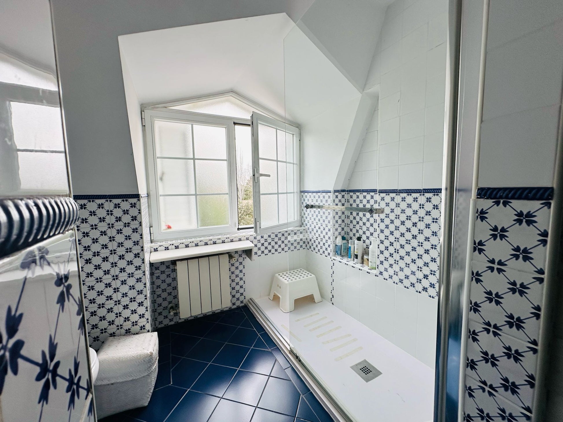 moderno-chalet-en-ciudalcampo-ref-cdc186528