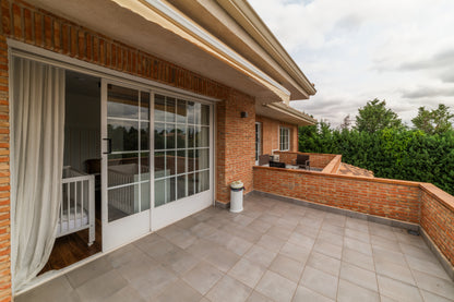 moderno-chalet-en-ciudalcampo-ref-cdc190864