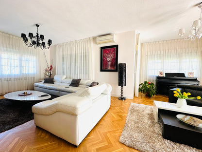 moderno-chalet-en-santo-domingo-ref-st19095