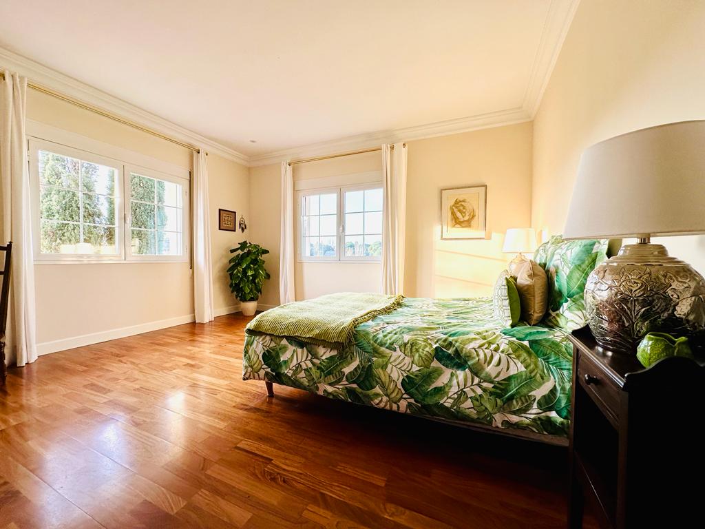 moderno-chalet-en-ciudalcampo-ref-cdc185523