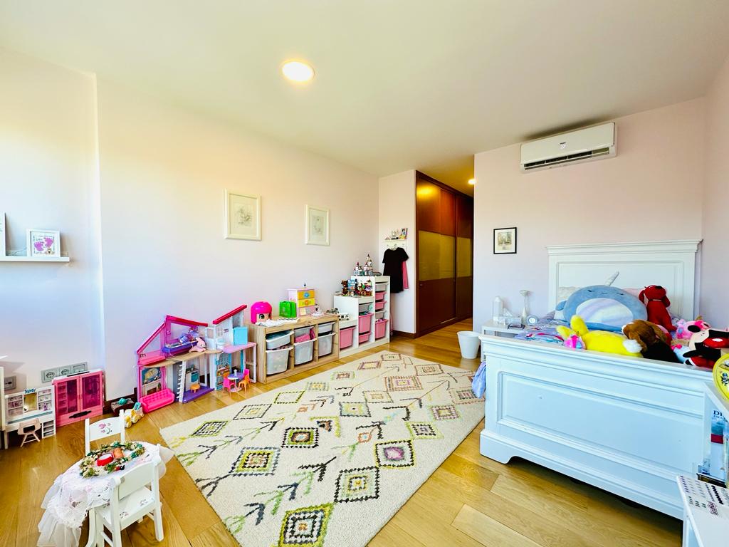 moderno-chalet-en-ciudalcampo-ref-cdc185820