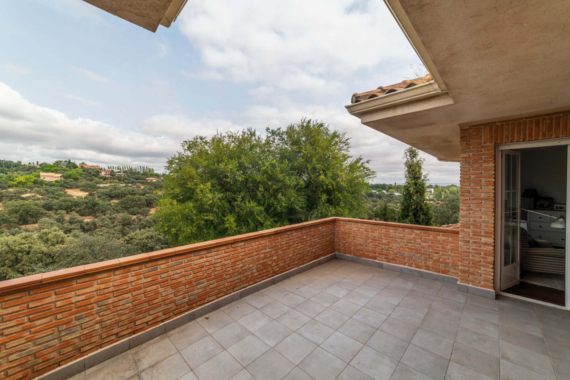 moderno-chalet-en-ciudalcampo-ref-cdc190867