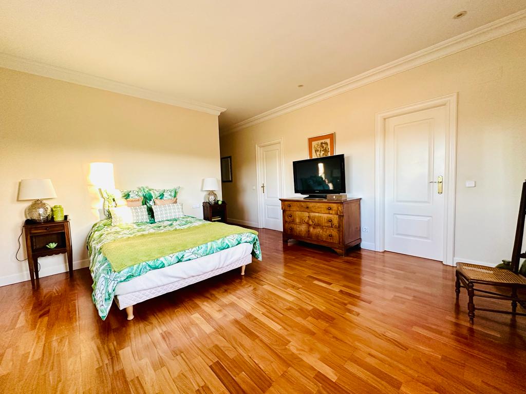 moderno-chalet-en-ciudalcampo-ref-cdc185522
