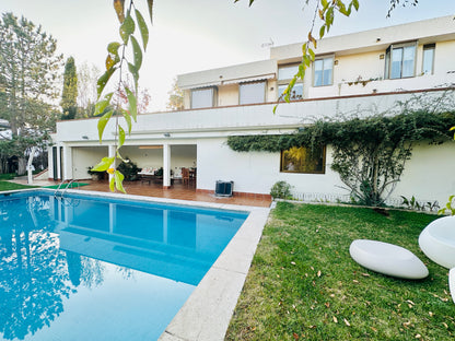 moderno-chalet-en-santo-domingo-ref-st19163
