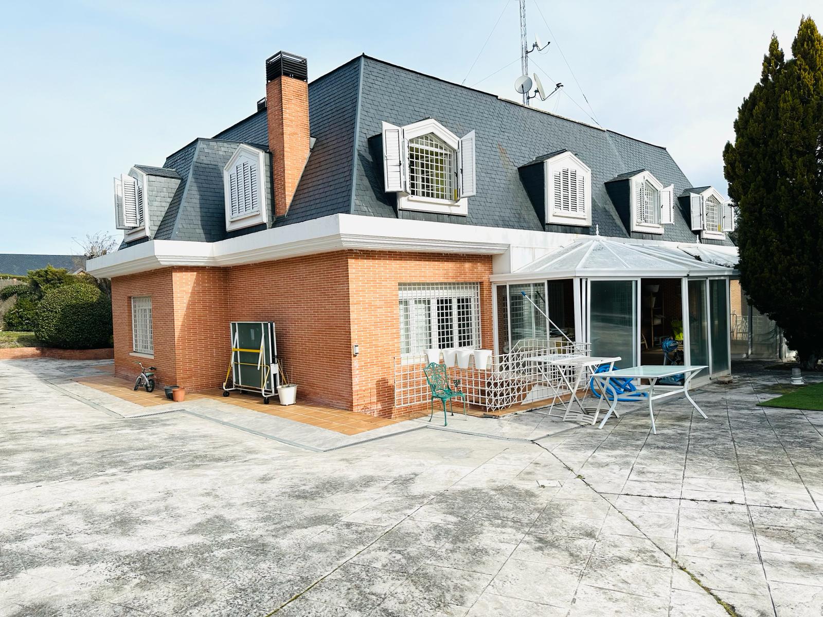 moderno-chalet-en-ciudalcampo-ref-cdc18652
