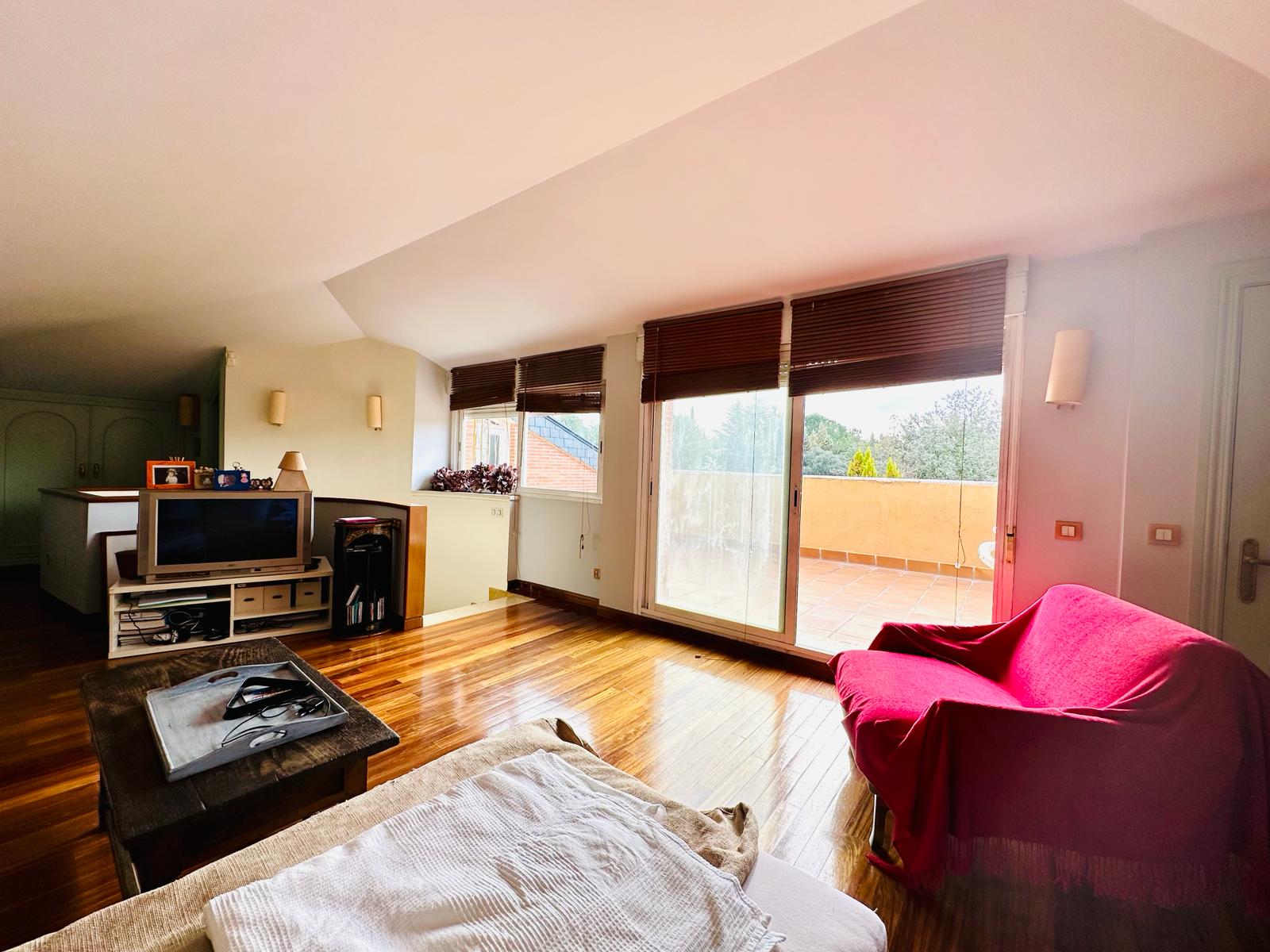 moderno-chalet-en-ciudalcampo-ref-cdc186559