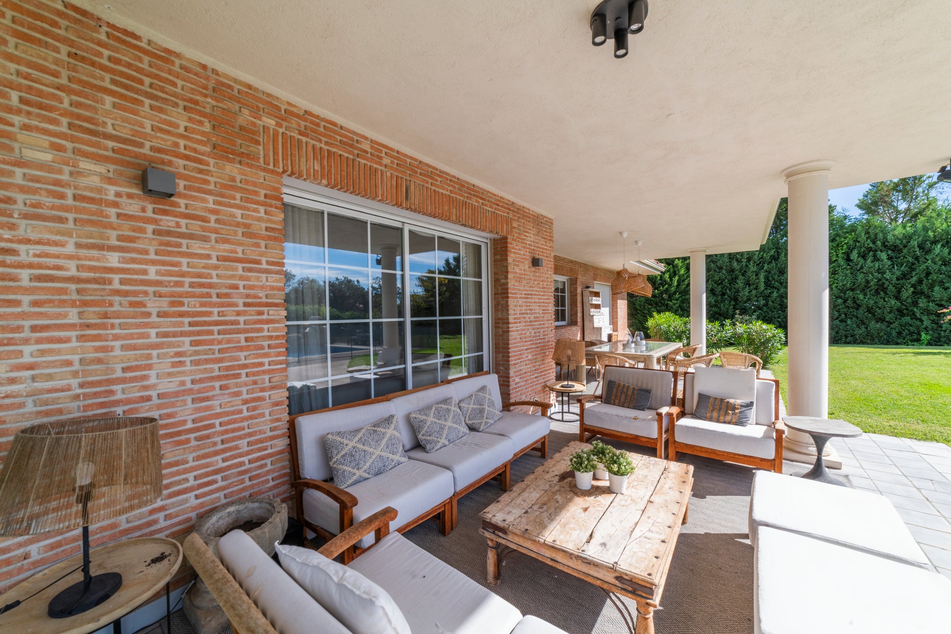 moderno-chalet-en-ciudalcampo-ref-cdc190861