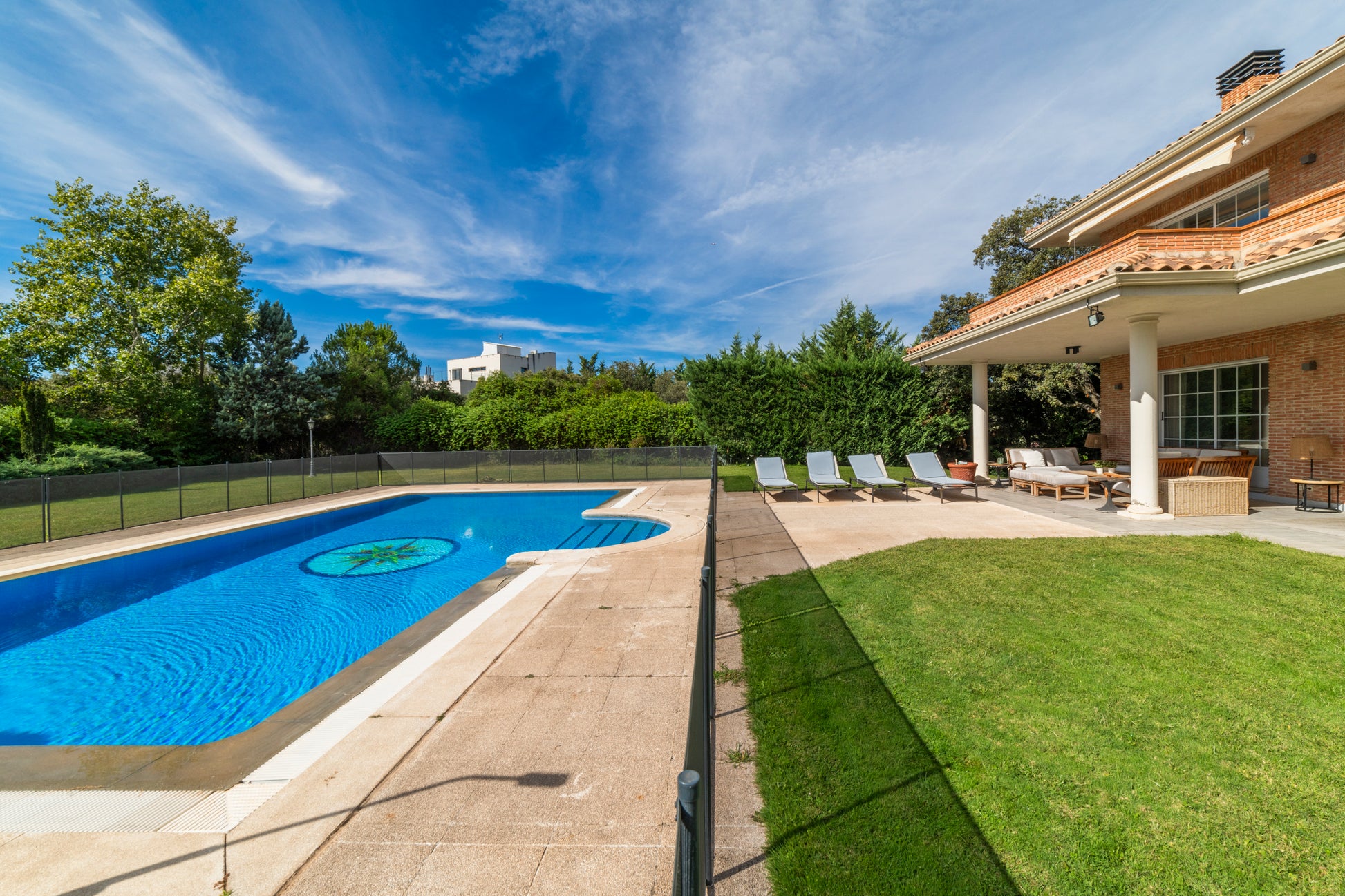moderno-chalet-en-ciudalcampo-ref-cdc190875