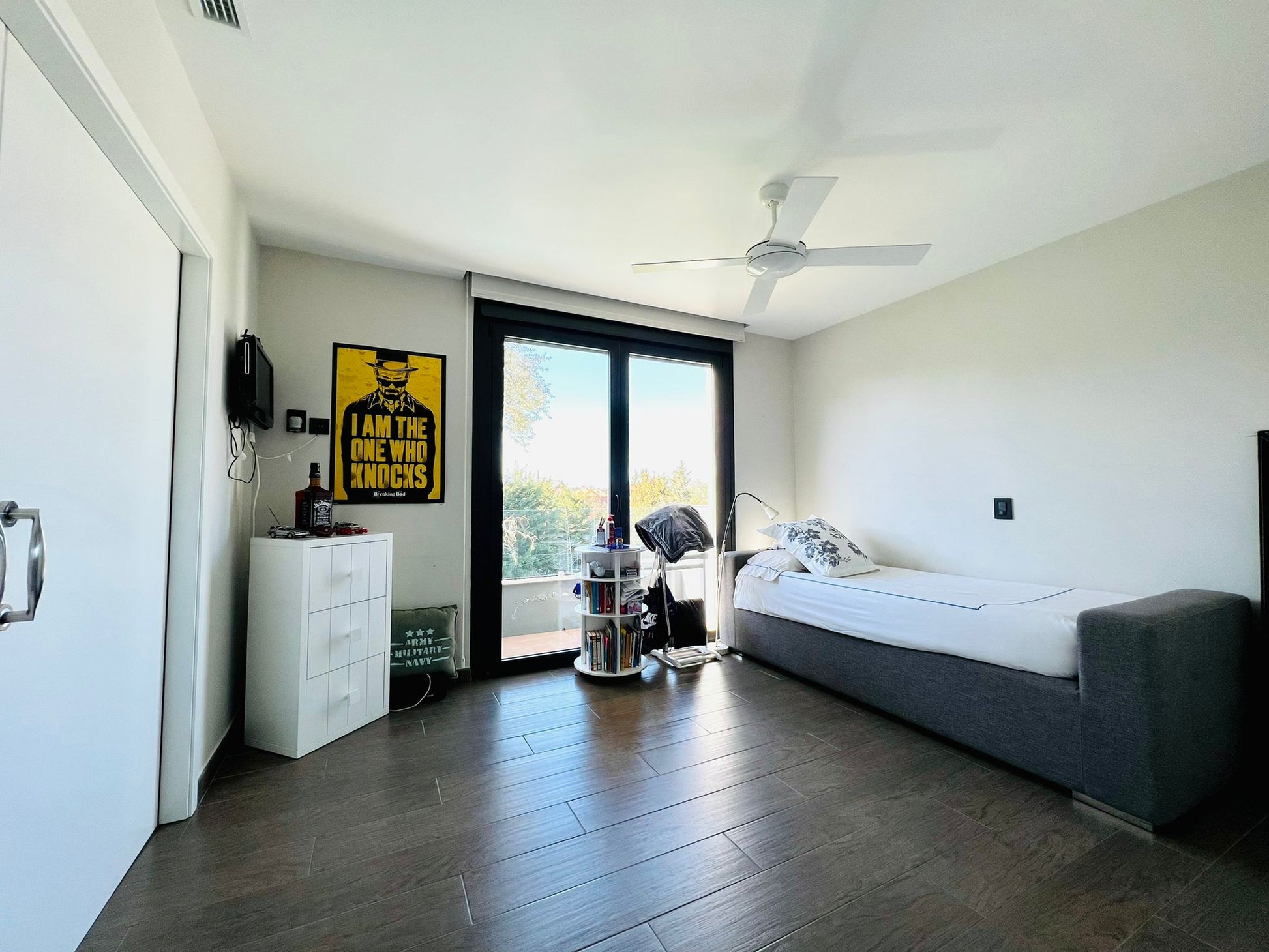 moderno-chalet-en-ciudalcampo-ref-cdc175724