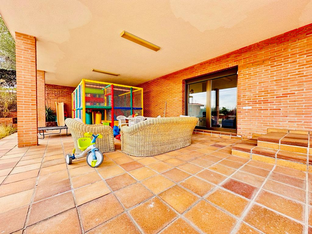 moderno-chalet-en-santo-domingo-ref-st157152