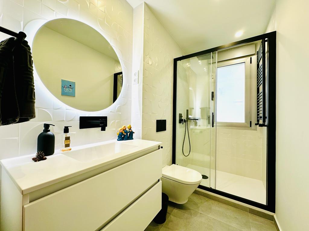 moderno-chalet-en-ciudalcampo-ref-cdc185813