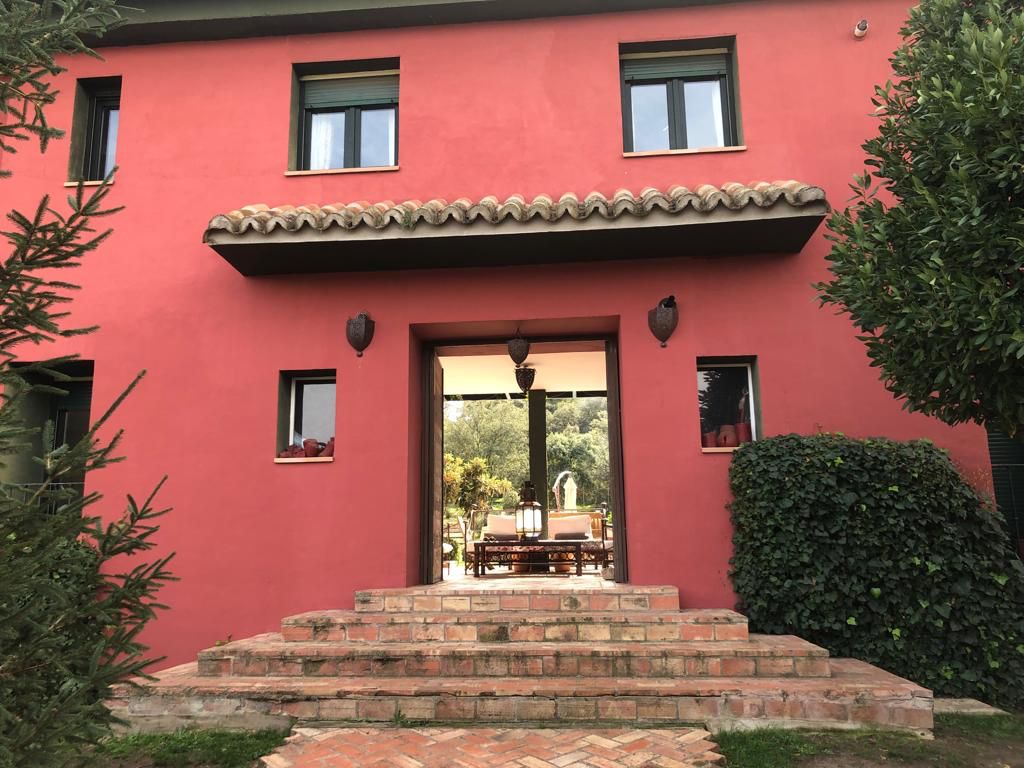 moderno-chalet-en-ciudalcampo-ref-cdc180473