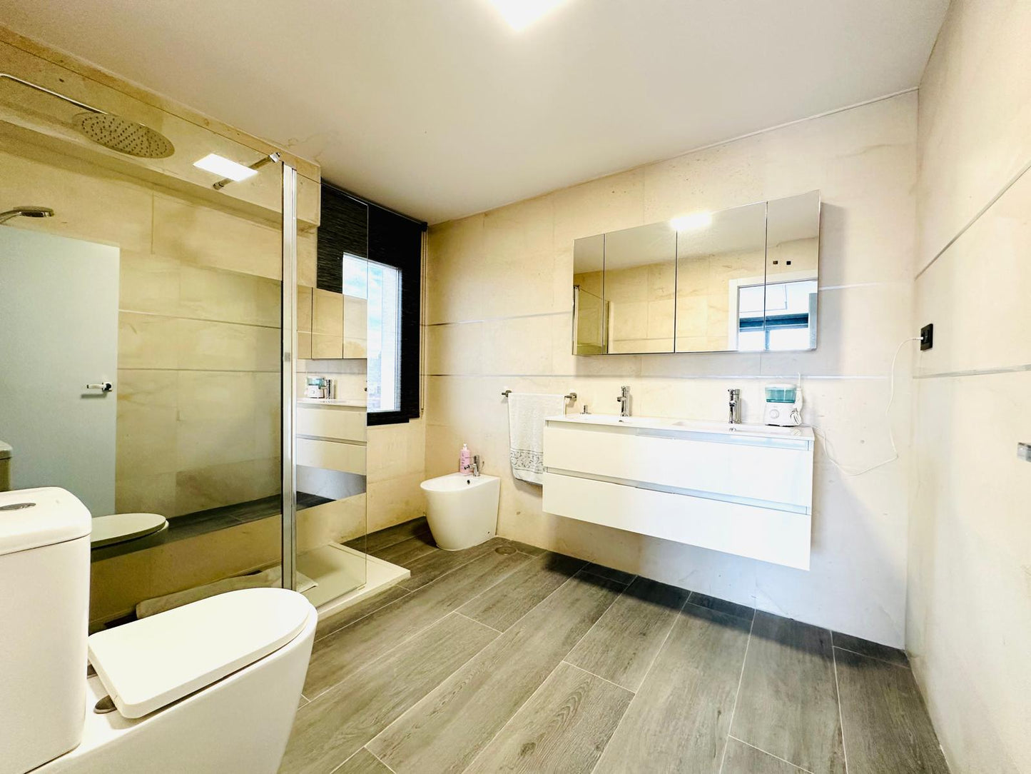 moderno-chalet-en-ciudalcampo-ref-cdc188531