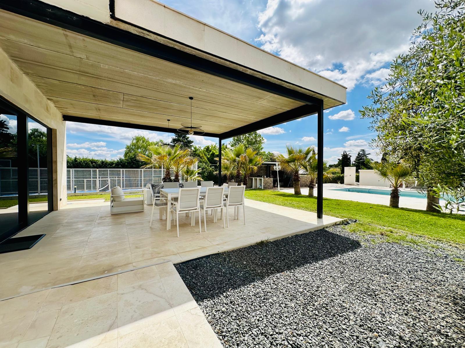 moderno-chalet-en-ciudalcampo-ref-cdc188543