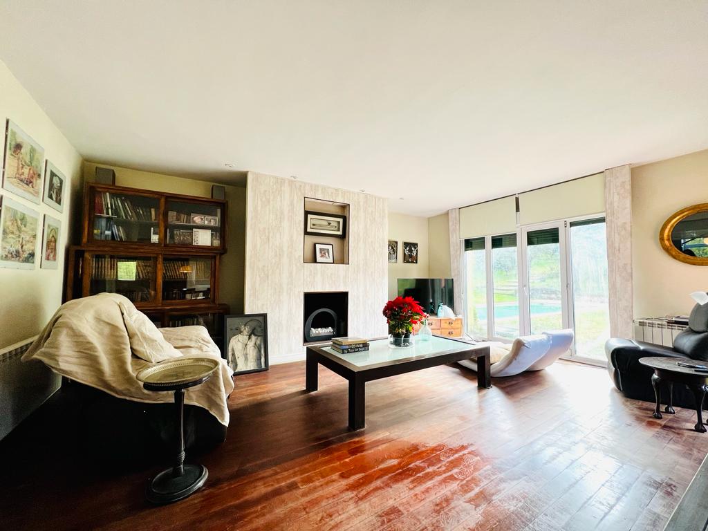 moderno-chalet-en-ciudalcampo-ref-cdc180464